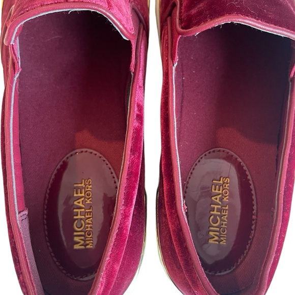 Michael Kors Kyle Slip-On Sneakers women’s size 8 red velvet - Picture 6 of 7